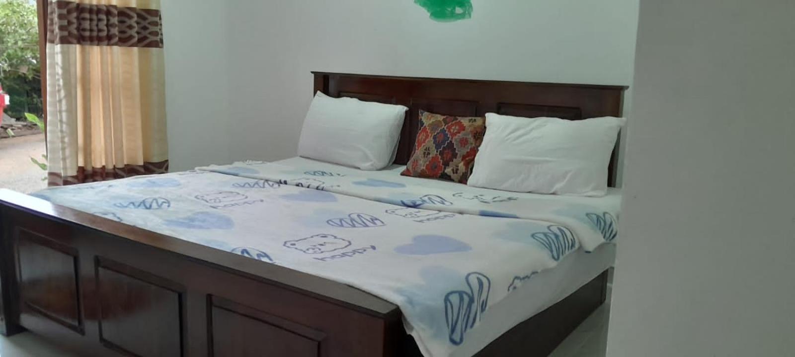 Why Not Guest House Елла Номер фото